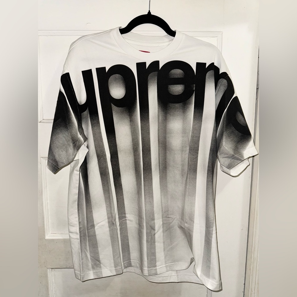 Supreme Bleed Logo Tshirt